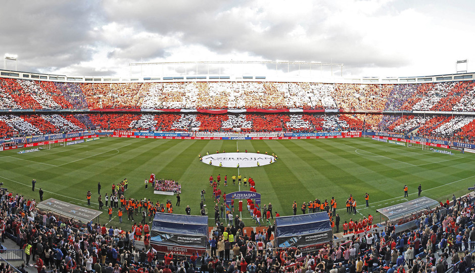 Liga 2013-14. Atlético de Madrid - Athletic. Espectacular tifo que dibujó la afición antes del inicio del partido